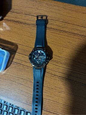 G-Shock GST B100